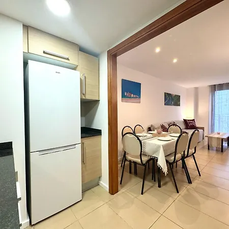 Coastal Trimar דירה *
